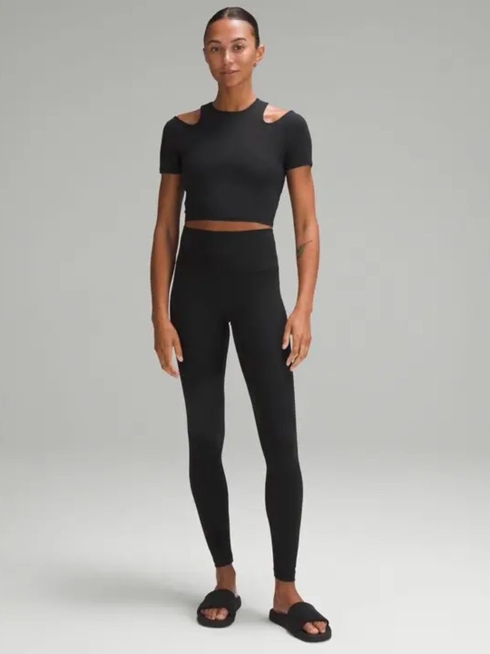 LULULEMON YOGA WOMENS TOP NWT
